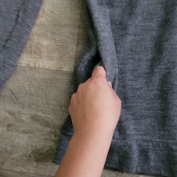 J BRAND Gray Wool Cotton Zip Shoulde Sweater Sweatshirt Size Small *EUC* - Picture 3 of 5